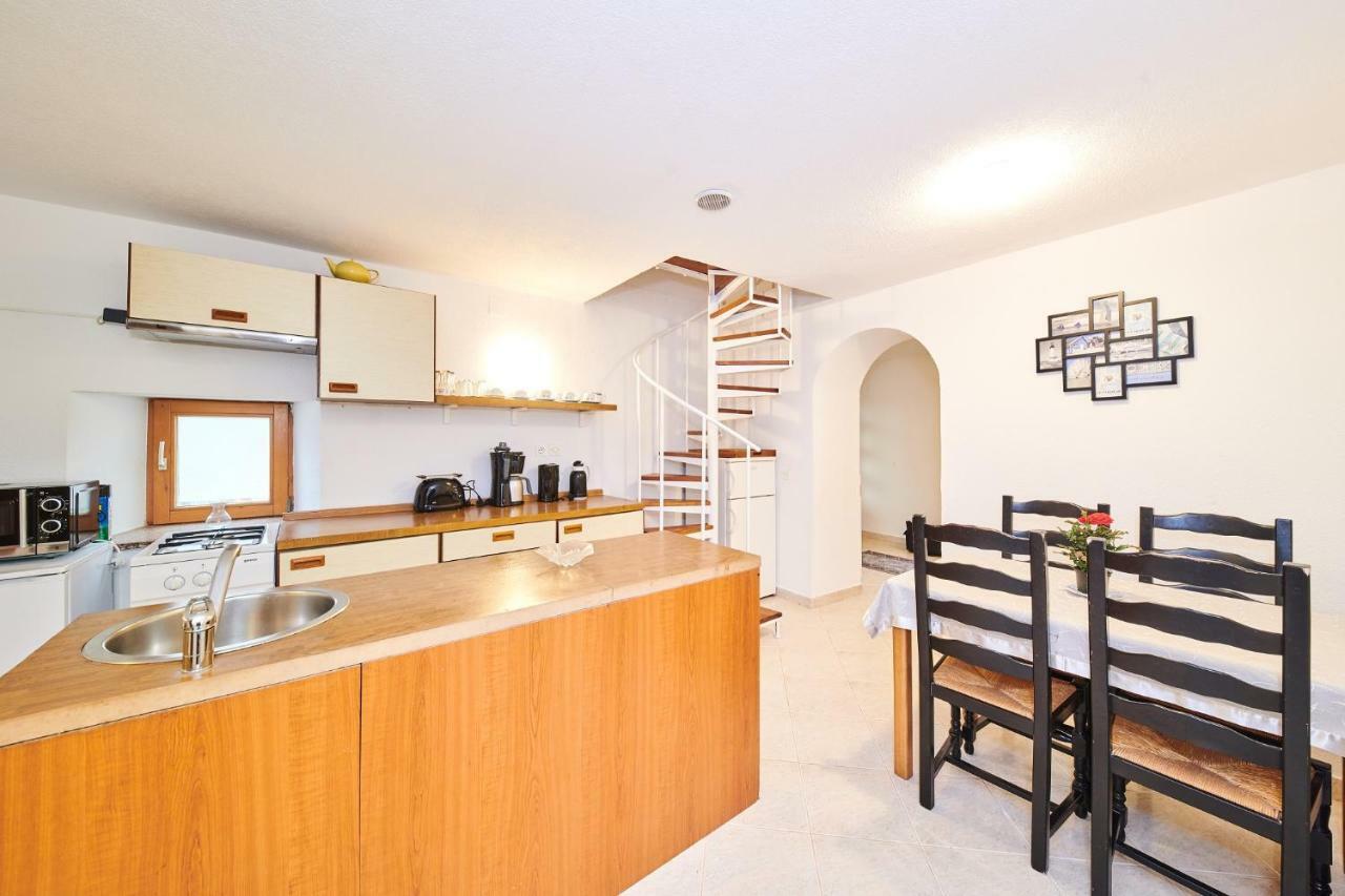 Kuca Za Odmor Petra Apartment Cepljani Ngoại thất bức ảnh