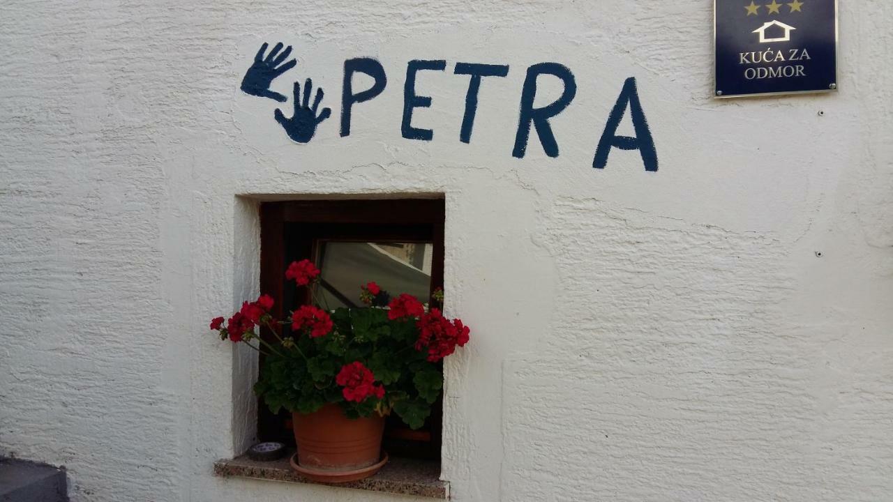 Kuca Za Odmor Petra Apartment Cepljani Ngoại thất bức ảnh